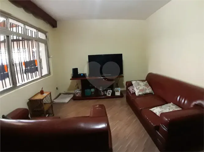 Sobrado com 4 quartos à venda em Canindé - SP