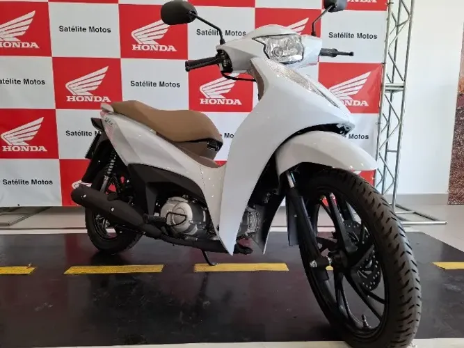 Honda Biz 125 - 2025 Flex - Cambio Semi-Automatico - Freio CBS - Financiamento em ate 48X