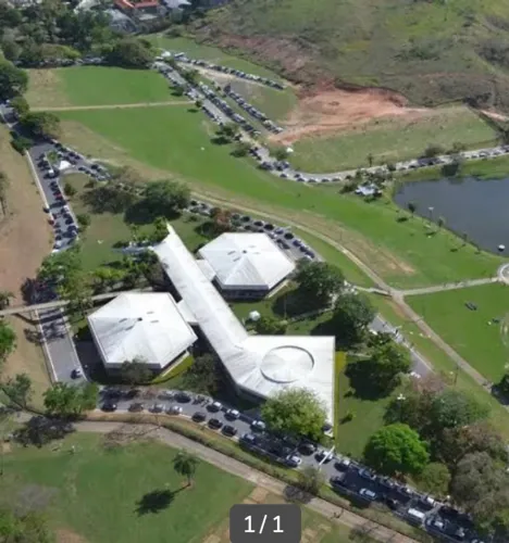 OPORTUNIDADE!!! Jazigo no bosque. 