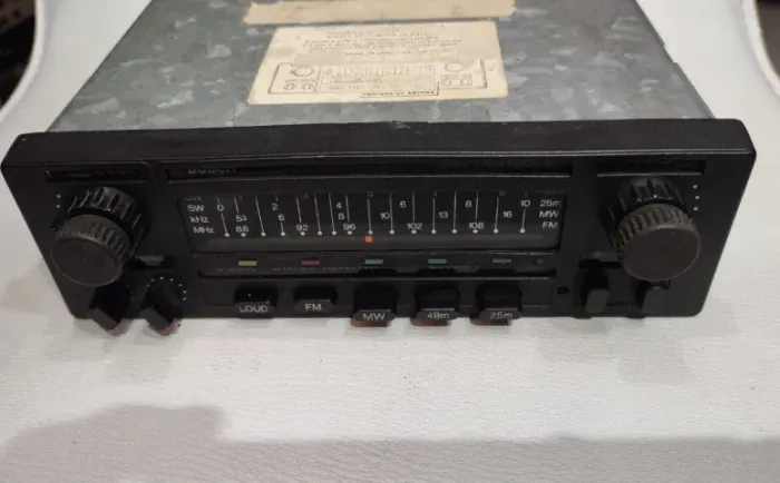 Rádio automotivo Bosch San Francisco - leia atentamente a descrição