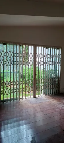 PORTA PANTOGRAFICA GRANDE EM ÓTIMO ESTADO DE CONSERVAÇÃO E FUNCIONAMENTO //// R$3000,00