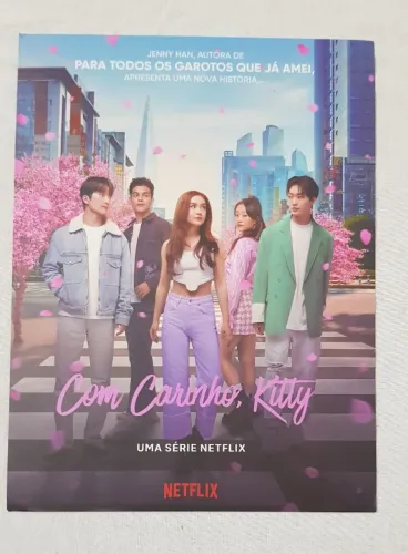 Mini pôster de Com Carinho, Kitty da lata do tudum da Netflix