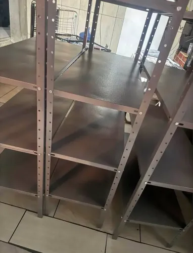 Prateleiras reforçadas