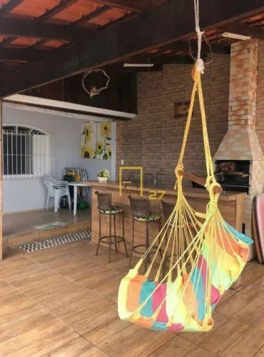 Casa para alugar, 80 m² por R$ 2.500,00/mês - Centro - Cananéia/SP