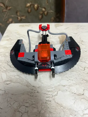 Nave Arraia que atira - LEGO