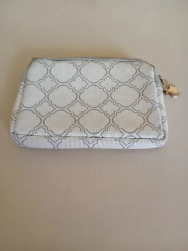 Porta Cartões e Moedas Beje com Detalhes em Cinza