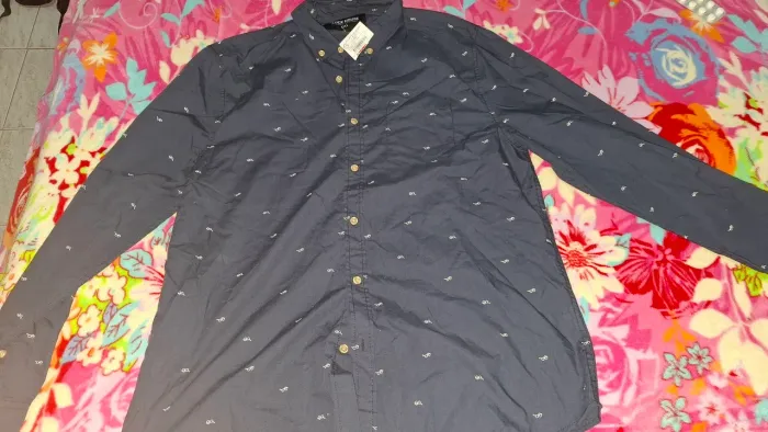 Camisas manga cumprida Tamanho GG retirada em Realengo