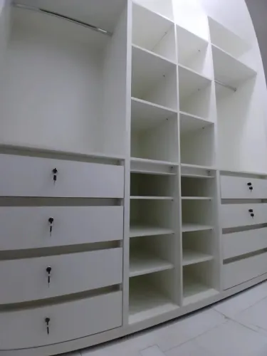 Guarda-Roupa Planejado Branco Closet mdf móveis modulados confecção e reparos reformas