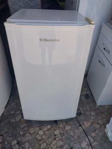 FRIGOBAR ELECTROLUX 