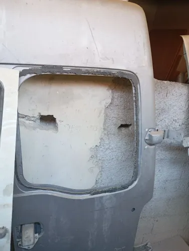 Porta traseira da Renault Master passageiro lado direito passageiro 