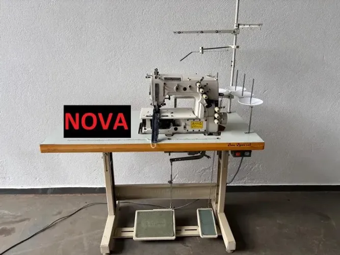 Máquina de costura Fechadeira Plana com catraca
