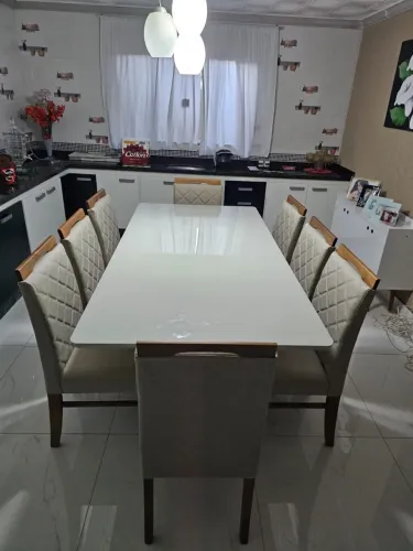 Mesa de Jantar Branca 8 Cadeiras de madeira completa 