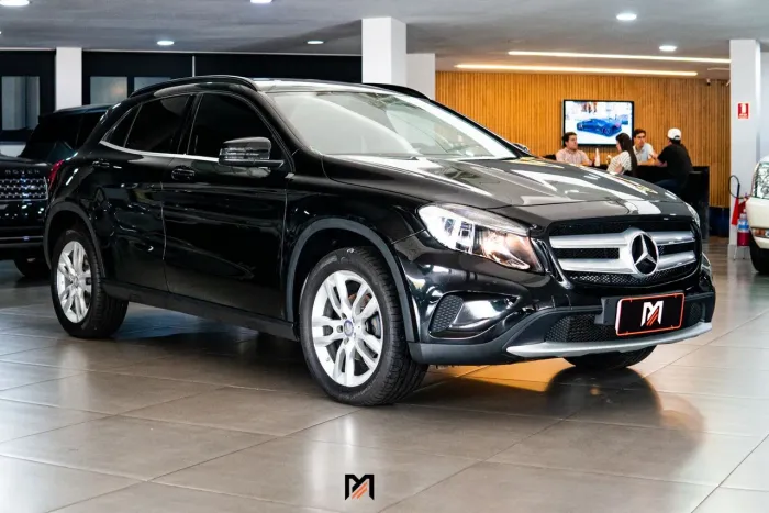 Mercedes-Benz GLA-200 GLA 200 Night 1.6. TB 16V Flex Aut. 2017
