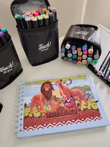 Bobbie goods Kit de Material de Desenho: Marcadores Touch e Caderno Rei Leão