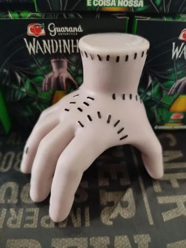  Mãozinha Wandinha 