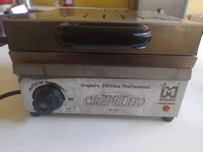 Crepeira- Máquina de crepes Suíço -12 cavidades Inovamaq