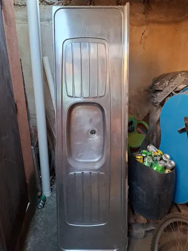 Pia de aço inoxidável com enchimento de concreto - 1,2 metros