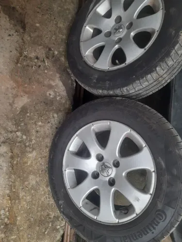 Rodas de liga leve 16 polegadas originais Peugeot