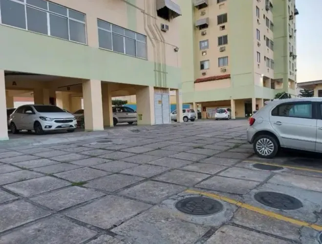 Apartamento de frente para a rua