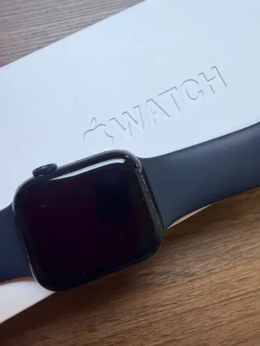 Apple Watch Série 8 - saúde da bateria 87%
