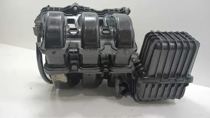  Coletor De Admissão Renault Logan 1.0 3cc  2017