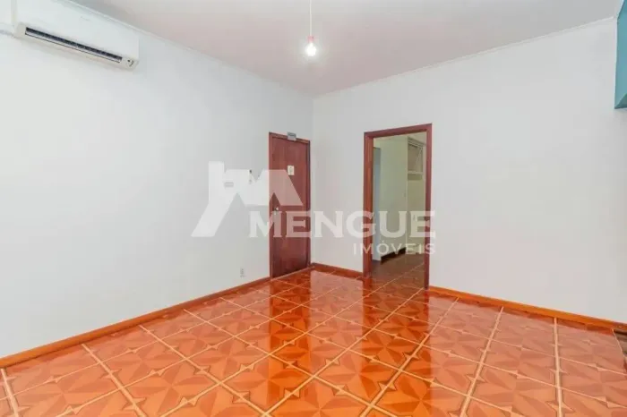 Apartamento com 2 dormitórios e 1 vaga de garagem à venda no bairro São João em Porto Aleg