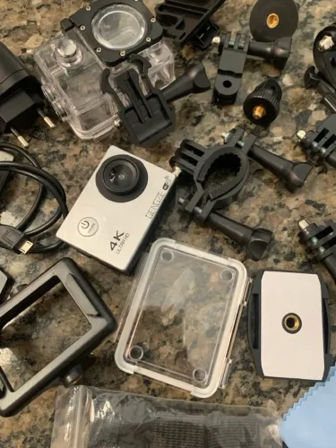 CÂMERA 4k - IDEAL PARA PRÁTICA DE ESPORTES 