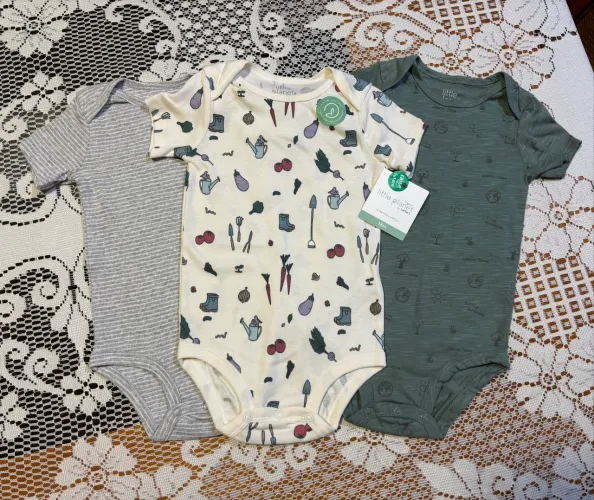 Roupa NOVA - 18 meses / Carter?s Canadá