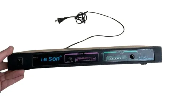 Receiver de Microfone LeSon LS202D