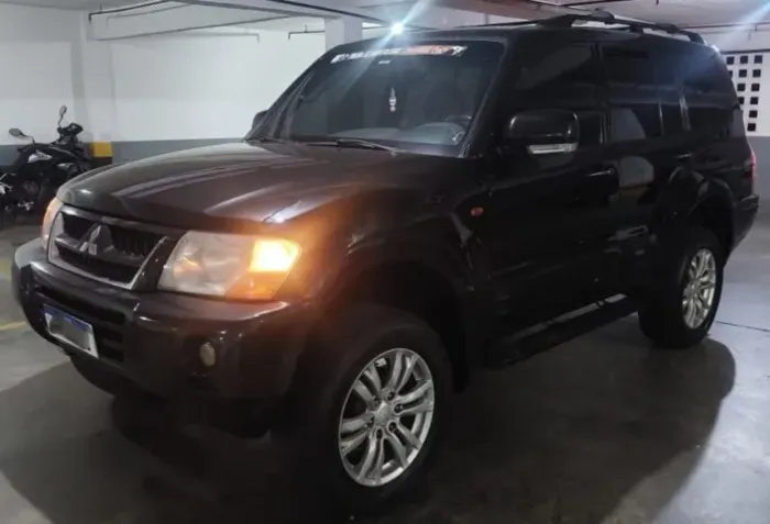 Pajero Full 3.2 Diesel 4x4 7 lugares 2002/2002 Muito Nova