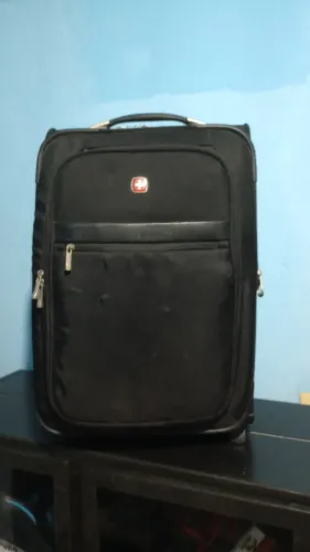 Mala de Viagem Swissgear Preta - Prática e Resistente