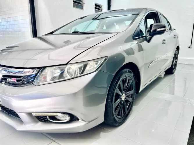 Honda Civic Sedan LXR 2.0 Flexone 16V Aut. 4P 2014