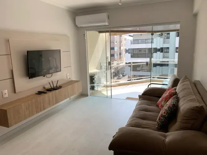 Apartamento para locação de temporada pertinho do mar !