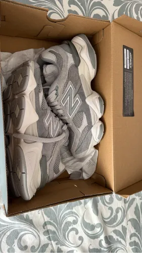 NewBalance 9060 original TAM 34 ( serve 35)