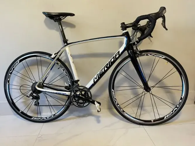 BIKE Speed Carbono Merida Scultura 904