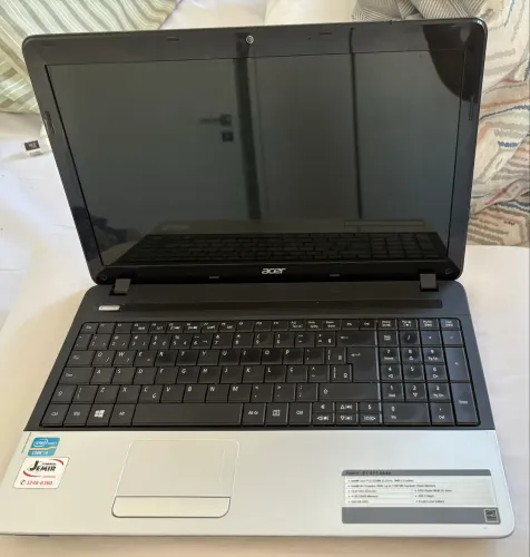 Notebook Acer Aspire E1-571-6644 (usado)