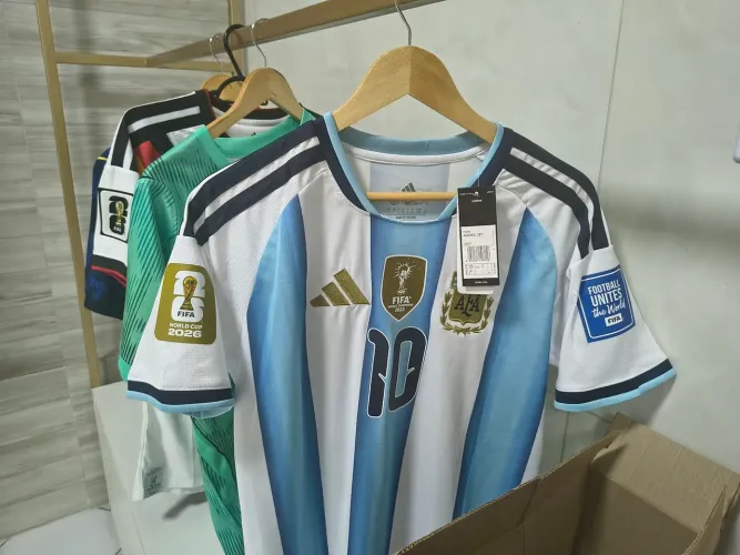 (Personalizada + Full patchs) Camisa Argentina copa do mundo 2026