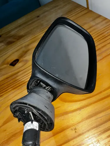 Vidro - Espelho retrovisor esquerdo Sandero 2014