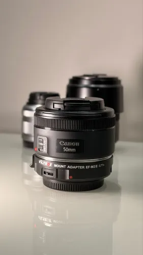 Canon EF 50mm f/1.8 STM + Adaptador Viltrox EF-M2 II 0.71x (Speed Booster)