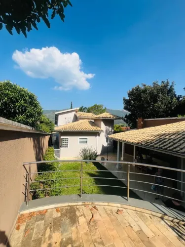 Casa com 4 dormitórios à venda, 323 m² por R$ 1.590.000,00 - Vila Petrópolis - Atibaia/SP