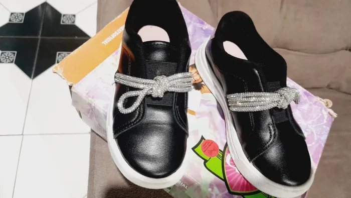 Tênis infantil feminino ( novo)