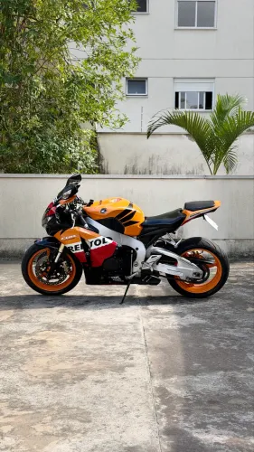 CBR 1000 RR REPSOL 38K KM