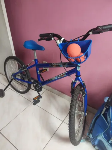 Bicicleta aro 18
