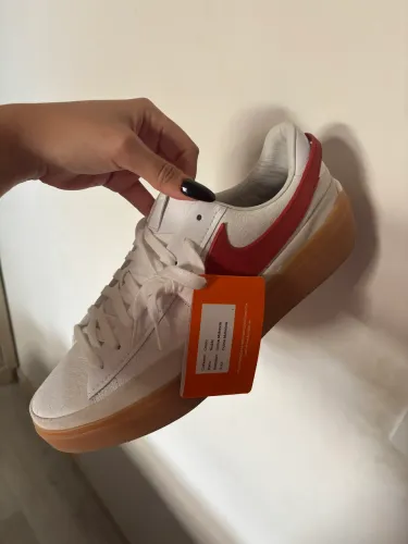 nike tênis blazer phantom low white dragon red gum | branco