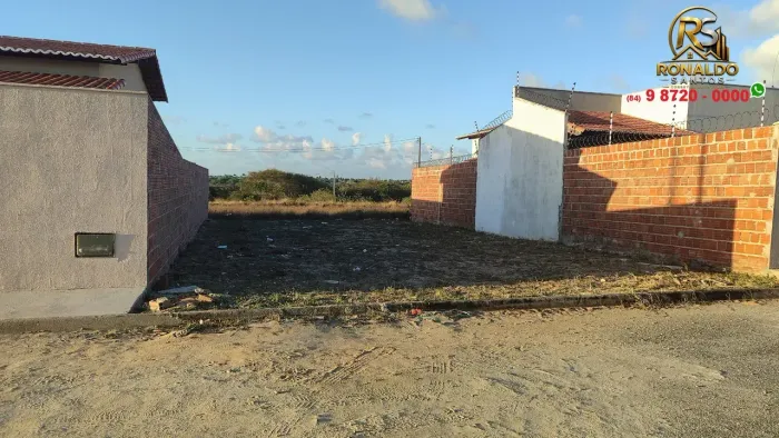Oportunidade de REPASSE de um terreno, Bosque das Colinas.