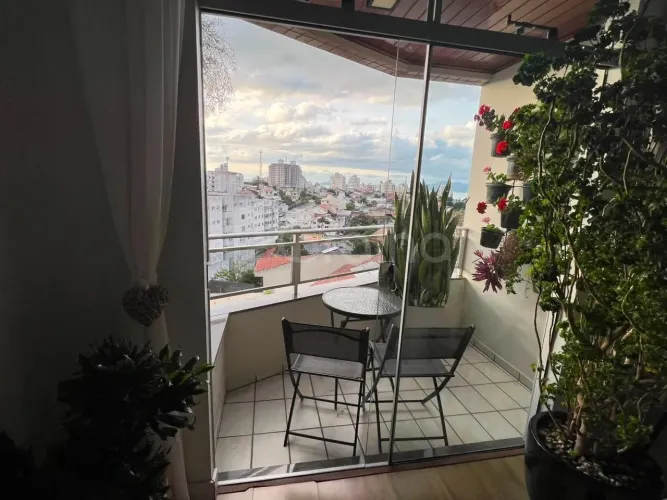 Apartamento para Venda em Florianópolis, Capoeiras, 3 dormitórios, 1 suíte, 2 banheiros, 2