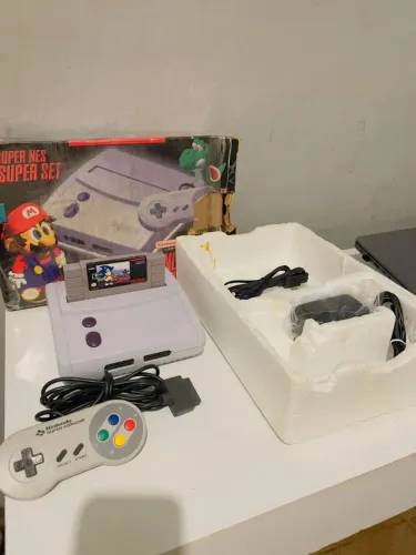 SUPER NINTENDO BABY + CAIXA ORIGINAL.