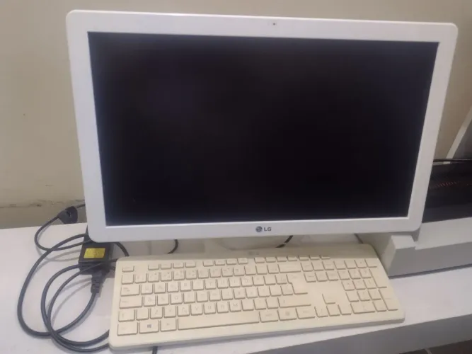 COMPUTADOR LG ALL-im - One
