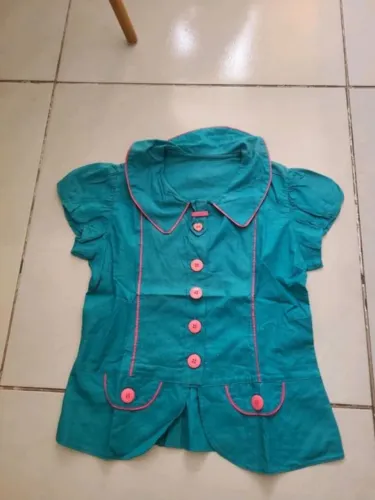 blusa turquesa