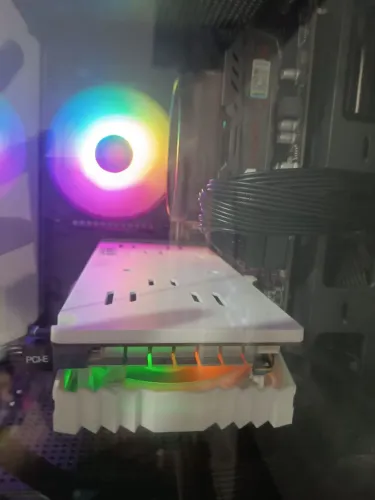 Placa de vídeo RX 580 2048sp branca